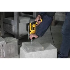 DEWALT - DWD024S-QS Κρουστικό Δράπανο με Αυτόματο Τσοκ 13mm 701W -Ergalia Κατάστημα dwd024s 1
