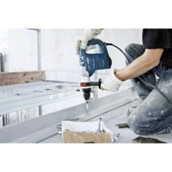 BOSCH - GBH 4-32 DFR Professional Περιστροφικό Πιστολέτο με SDS-plus 900 W 9 BOSCH - GBH 4-32 DFR Professional Περιστροφικό Πιστολέτο με SDS-plus 900 W -Ergalia Κατάστημα gbh 4 32 dfr set 3