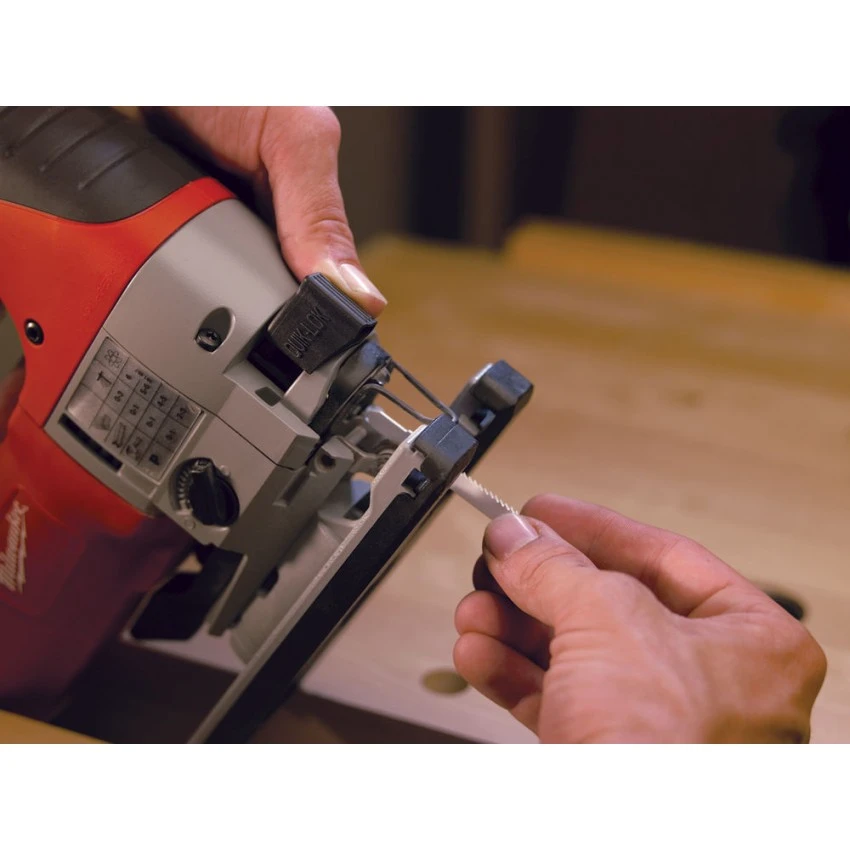 MILWAUKEE - JSPE 135 TX Σέγα με Λαβή 750W 6 MILWAUKEE - JSPE 135 TX Σέγα με Λαβή 750W - Image 4