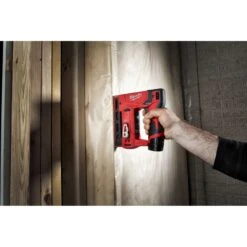 MILWAUKEE - M12 BST-202X Επαναφορτιζόμενο Καρφωτικό Χειρός (2x2Ah) 9 MILWAUKEE - M12 BST-202X Επαναφορτιζόμενο Καρφωτικό Χειρός (2x2Ah) -Ergalia Κατάστημα m12 bst 202x 1 3