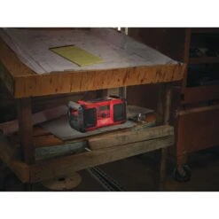 MILWAUKEE - M18 JSR-0 Ραδιόφωνο Εργοταξίου (Solo) 9 MILWAUKEE - M18 JSR-0 Ραδιόφωνο Εργοταξίου (Solo) -Ergalia Κατάστημα m18 jsr 0 3