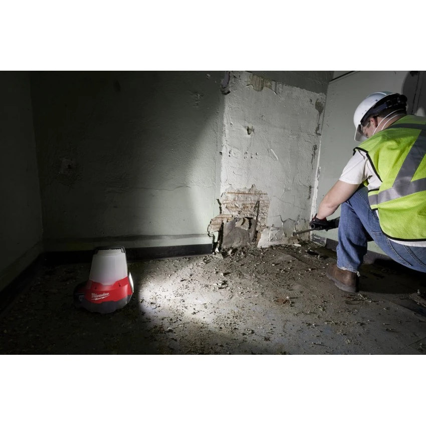 MILWAUKEE - M18-TAL-0 Φανός Επιφάνειας Εργολάβου (Solo) 5 MILWAUKEE - M18-TAL-0 Φανός Επιφάνειας Εργολάβου (Solo) - Image 3